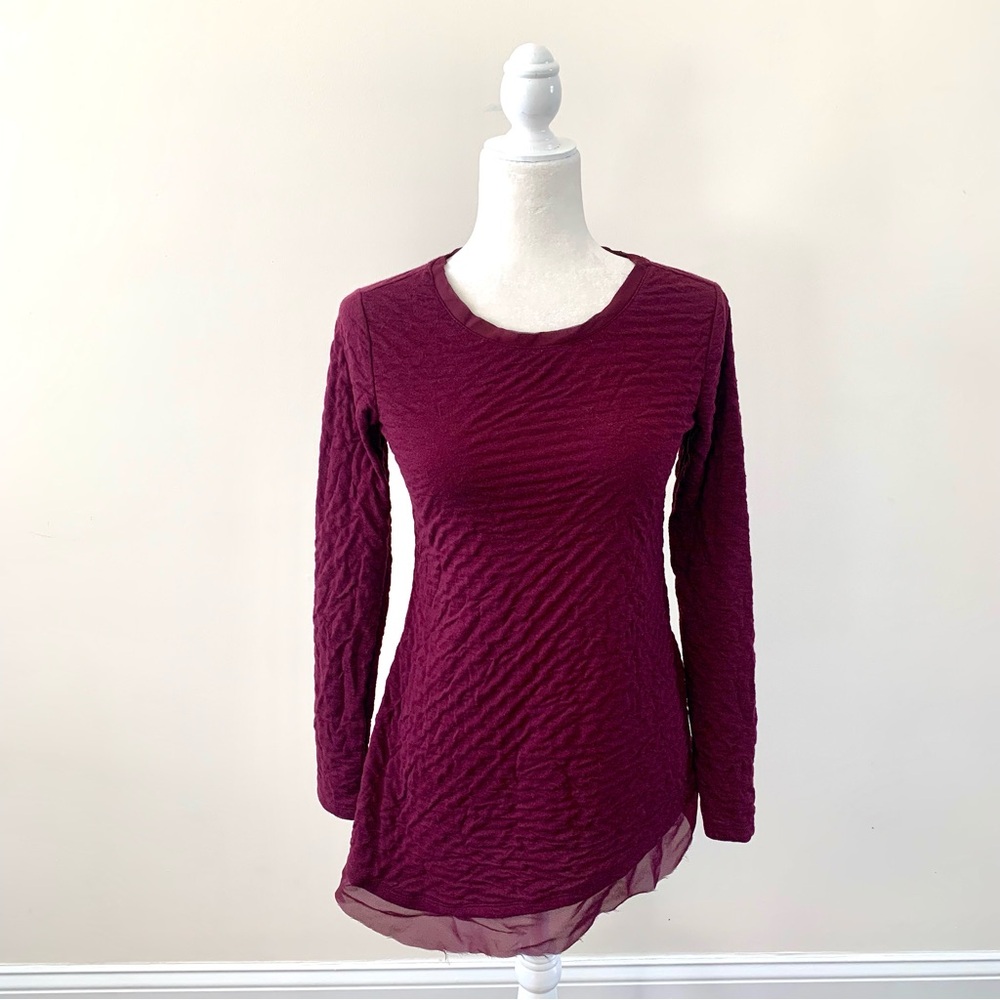 Simply Vera Vera Wang - Wine Colored Textured Top - XS